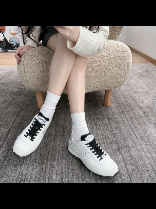 香奈儿 新款徽标黑白熊猫拼色德训休闲鞋 商品图2