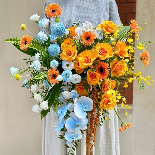 共创盛景-橙蓝色系混搭讲台花 商品图1