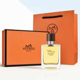 【礼盒礼袋】Hermes爱马仕大地香水男士经典木质香调持久淡香水100ML，经典木质香调融合自然气息，带来沉稳优雅的男士魅力。