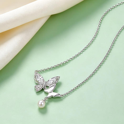 【宏艺珠宝】蝶舞清辉·银s925项链 商品图4