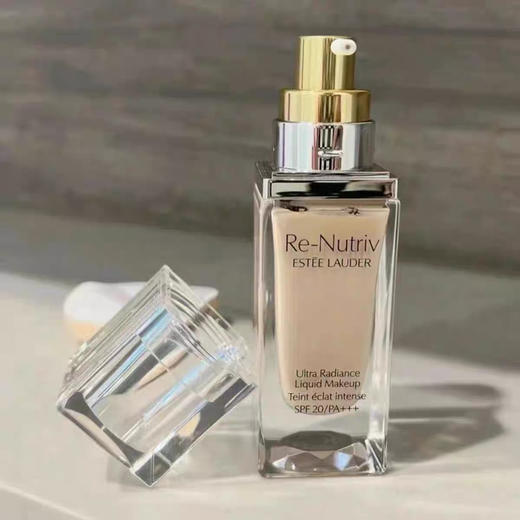 雅诗兰黛白金粉底液1C0# 商品图0