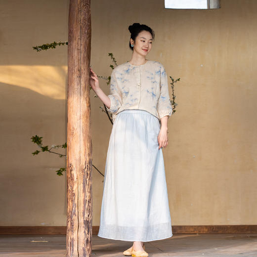 牧衣游原创 匹绣苎麻衬衫女新款轻薄圆领七分袖文艺宽松衬衣 花悦 商品图0