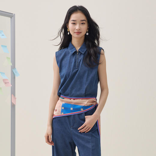 谜底牛仔衬衣无袖2026夏新品半拉链拼接丝巾印花上衣女262MS0456 商品图0