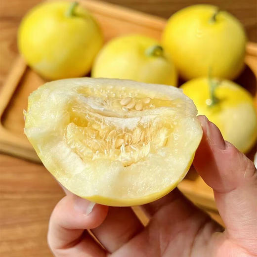 山东临沂小蜜蜂蜜罐甜瓜 净重3-4.5斤装 应季水果 商品图7