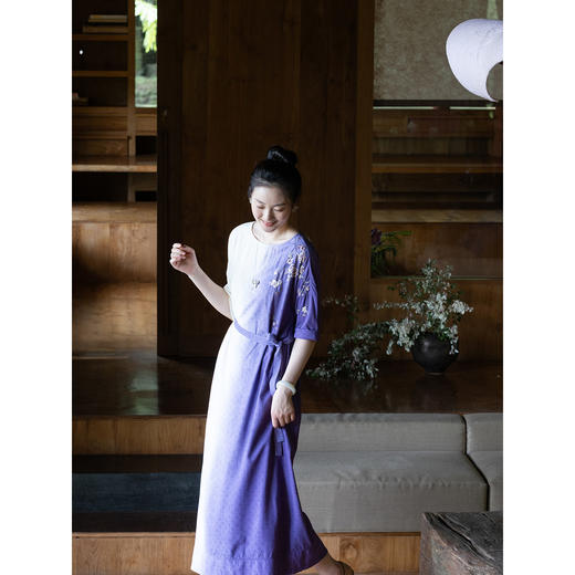 牧衣游原创 吊染手工刺绣柞蚕丝连衣裙新款宽松渐变真丝长裙 秘境 商品图1