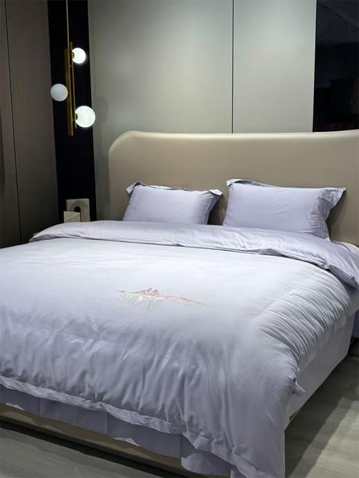 春季四件套福利  现货有限【水星同款 新疆长绒棉 国风刺绣四件套】72小时内发货  部分预售5-10天 柔软细腻 丝滑亲肤 四季可用  夏不闷热冬不静电 商品图6