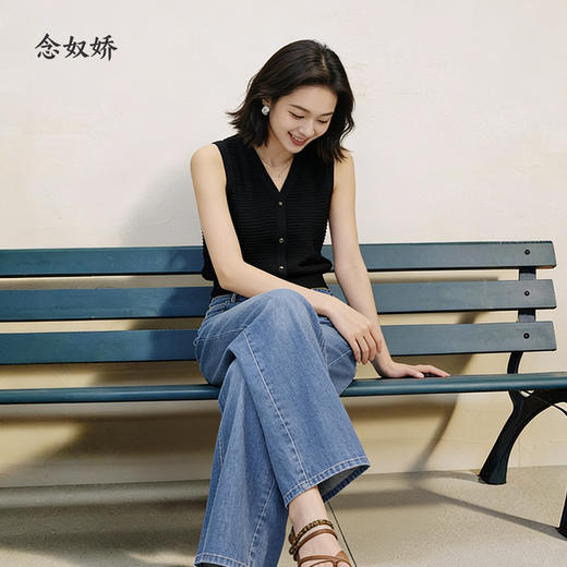 【商场同款】CNI6445 “ 都市新贵马甲 ” 莱赛尔三醋酸定制纱线吸汗透气 自然纹理挺括有型 好穿黑色马甲 商品图9