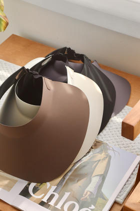 防晒王炸❗️戚薇挚爱推荐❗️M*sswiss同厂同源同材质🔥【SOOKIE灯罩防晒空顶帽】夏日保命360°无死角防晒不闷热 官网价：99.9元💰 秒杀价：39.9💰抢到就是赚到 