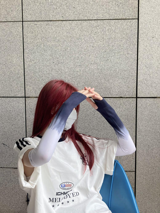 💖夏日防晒神器 我不允许还有人晒黑！！☺️【日本正品Mamoru葵渐变防晒冰袖】 😉夏日美白小心机~ 清凉护臂：冰袖采用专业冰丝面料 带给您清凉的触感，💪有效吸收汗水 商品图7