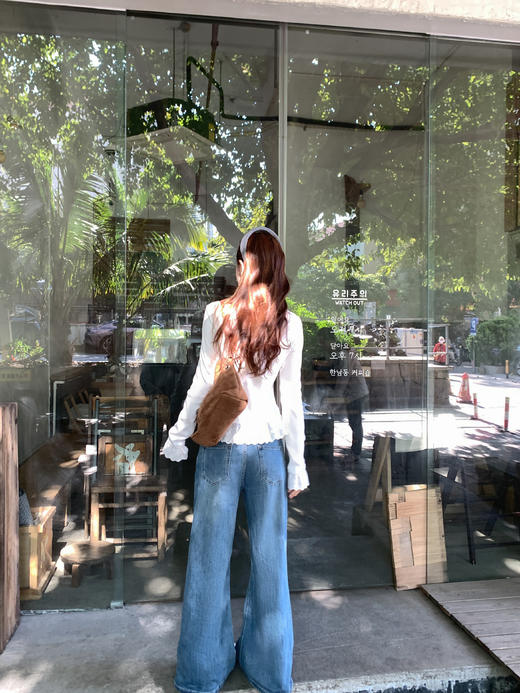 <曾小咸推荐>4.5现货秒杀 ！微信超特价！韩系花边下摆v领打底衫 日常139.99 立减80 秒杀59.99！！ 商品图8