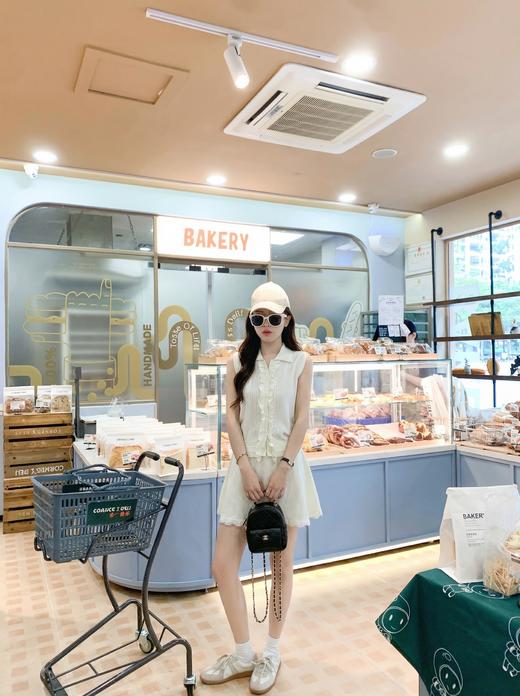 <曾小咸推荐>4.4现货秒杀 ！微信超特价！2色翻领针织背心 日常179.99 立减100 秒杀79.99！！2色花边半裙 日常139.99 立减80 秒杀59.99！！ 商品图9