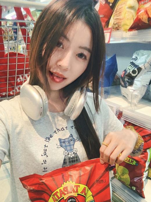 <曾小咸推荐>4.4现货秒杀 ！微信超特价！韩系小猫印花正肩短袖 日常119.99 立减60 秒杀59.99！！ 商品图5