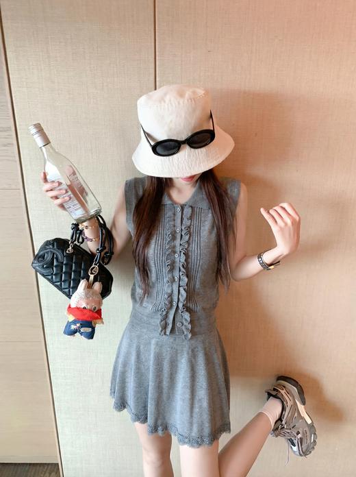 <曾小咸推荐>4.4现货秒杀 ！微信超特价！2色翻领针织背心 日常179.99 立减100 秒杀79.99！！2色花边半裙 日常139.99 立减80 秒杀59.99！！ 商品图11