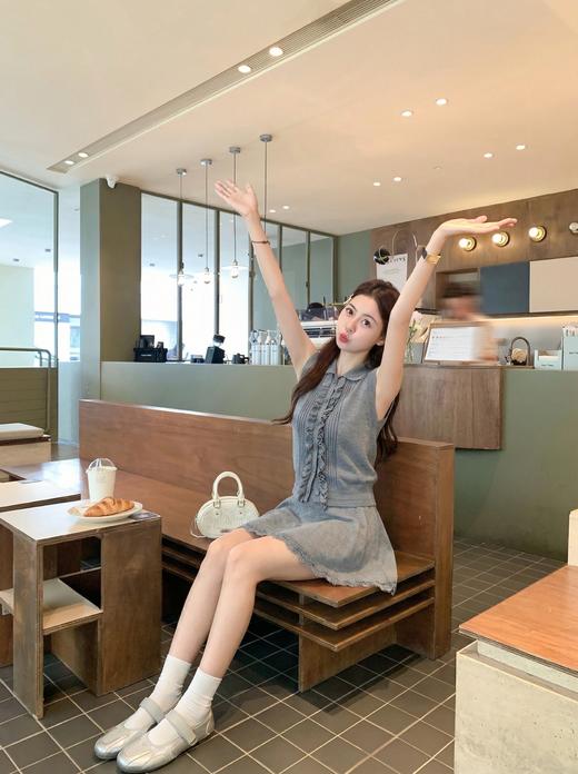 <曾小咸推荐>4.4现货秒杀 ！微信超特价！2色翻领针织背心 日常179.99 立减100 秒杀79.99！！2色花边半裙 日常139.99 立减80 秒杀59.99！！ 商品图10