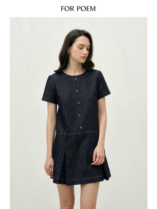 ForPoem 26/SS 原创设计假门襟花朵扣牛仔连衣裙复古宽松a字裙子 商品图1