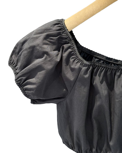 女款刺绣一字肩上衣 可配套装he017 商品图2