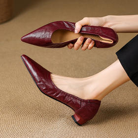 【预售5天】法式气质高跟鞋女新款浅口头层羊皮单鞋女尖头粗跟优雅一脚蹬女鞋&C2711