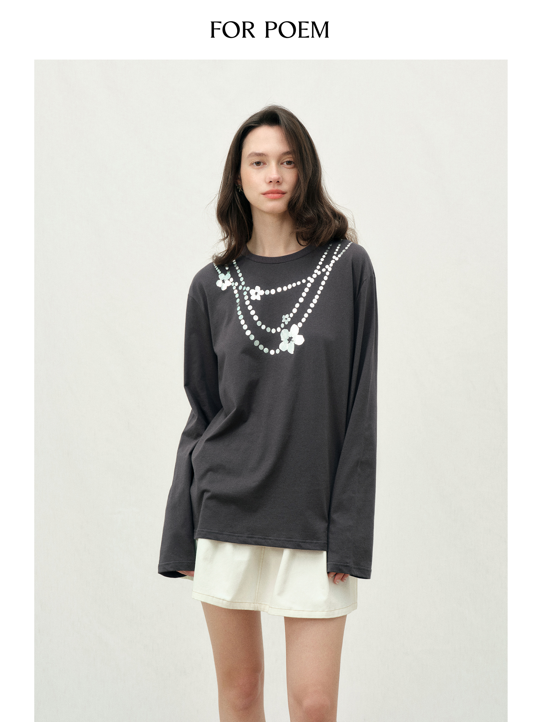 ForPoem 26/SS 原创设计仿珍珠项链烫金印花T恤宽松简约长袖上衣