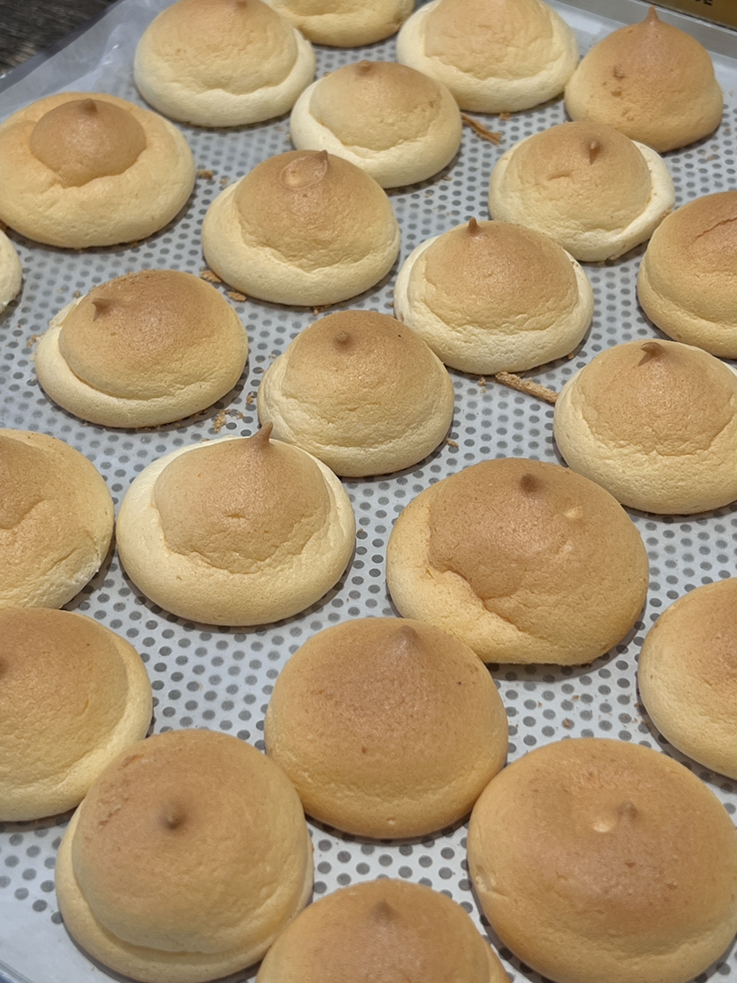 空气蛋糕（一袋八颗）