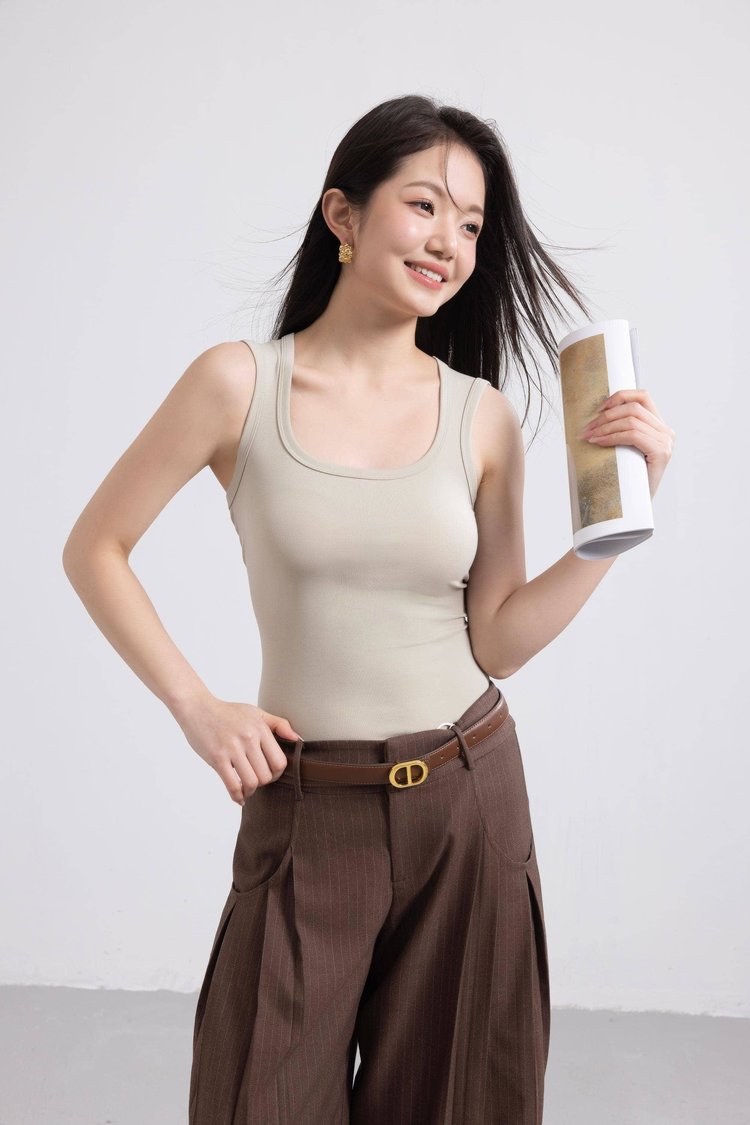 【百搭神器】女款天丝方领背心 舒适百搭 背心无胸垫 居家、外出内搭都是适合