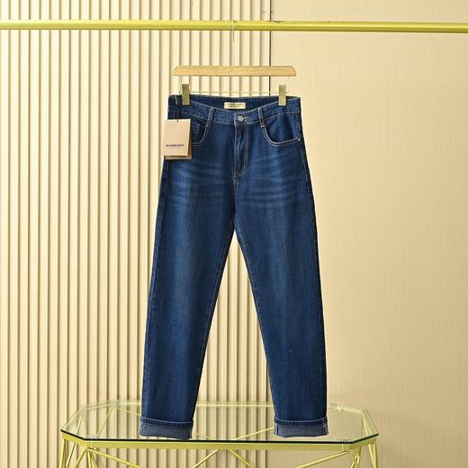 芭宝莉Burberry2026春季男式定制字母皮标休闲牛仔长裤 商品图4