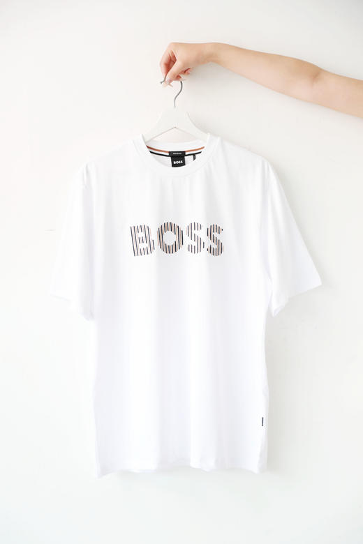 胸口小标tee，重工刺绣工艺。复古宽松正肩圆领全棉半袖儿E040468 商品图4