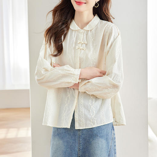 丁摩 杏色绣花衬衫女长袖高级感上衣春秋中式国风纯棉盘扣衬衣6ZF-43002 商品图3