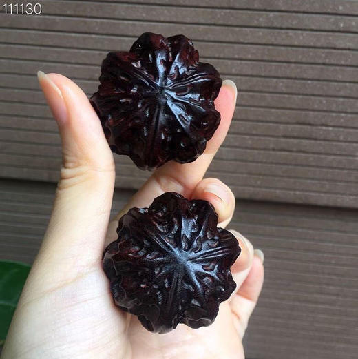 【青山特价】小叶紫檀核桃 一对 40*40mm 商品图2