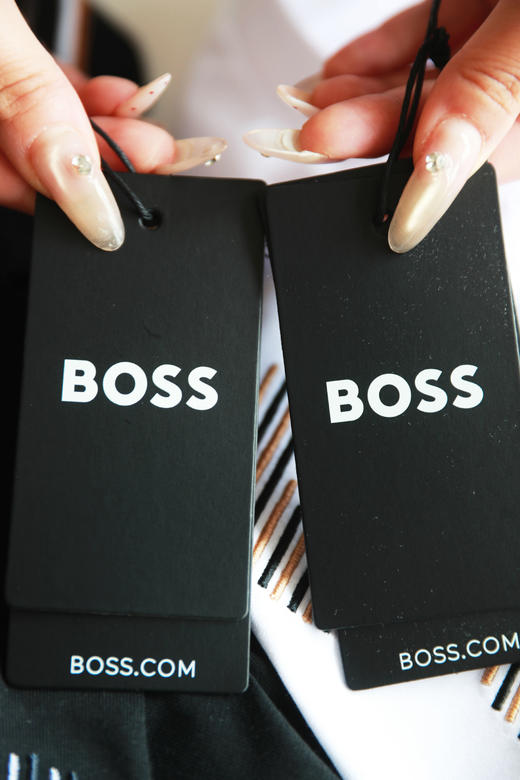 胸口小标tee，重工刺绣工艺。复古宽松正肩圆领全棉半袖儿E040468 商品图2