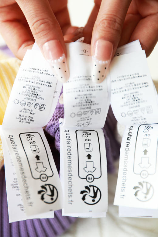 天生大美女，气质麻花针织衫。小标刺绣圆领短袖针织毛衣E040488 商品图3