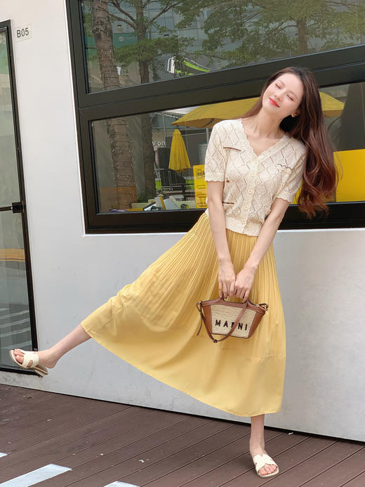 【百图lulu定制】【樱桃针织衫】钩花刺绣 樱桃 鲜花 春意盎然 短袖针织衫 商品图7