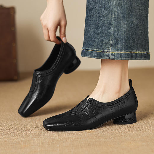 【预售5天】英伦风复古风真皮方头深口单鞋头层牛皮中跟粗跟一脚蹬乐福鞋&KL133 商品图1