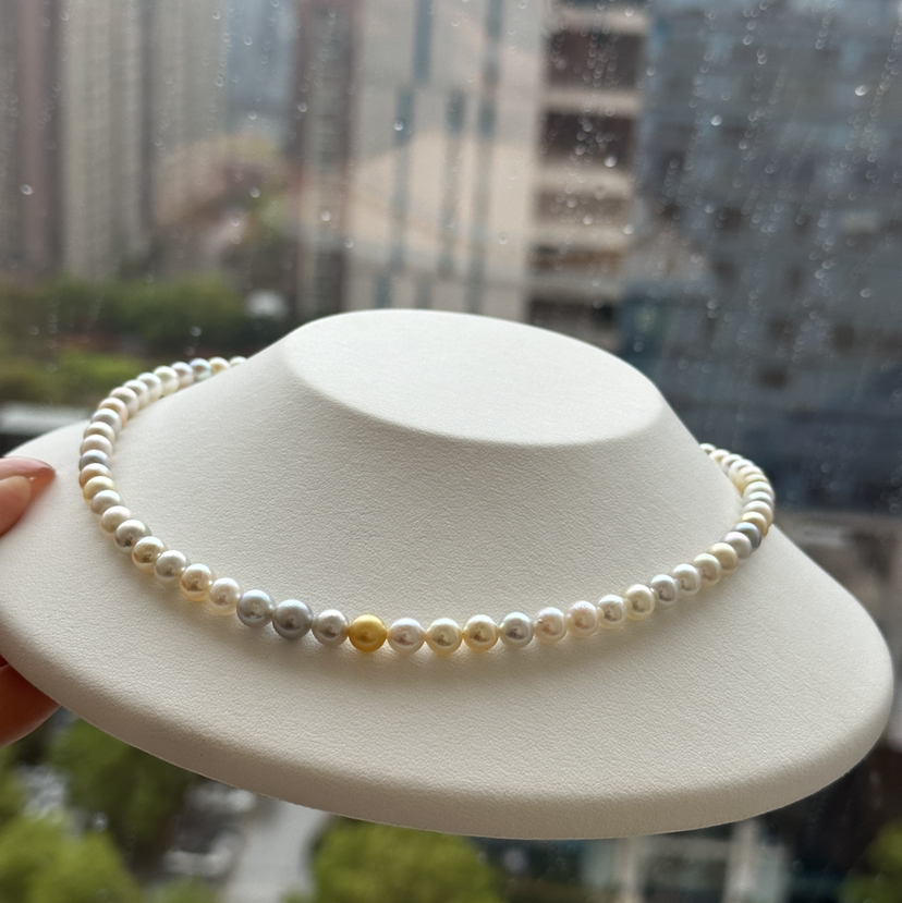 正圆细微瑕6-7mm，小微瑕不影响佩戴，整体很亮，唯美，日本进口akoya珠串