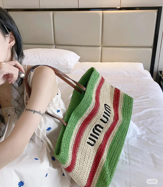 Miu家彩色新款编织托特包 商品图5