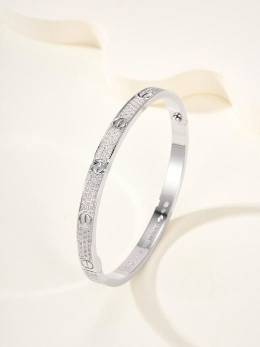 卡家新版中宽love满天星4.8mm手镯 商品图1