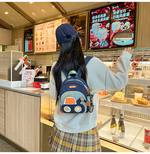 小学生双肩包 入学可爱潮搭挖掘机幼儿园书包 小汽车儿童双肩背书包 出行小背包 商品图6