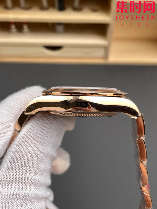 劳力士宇宙计型m126505 VS迪通拿4131配重版 VS迪通拿配重版 全玫金黑盘 新款包边迪通拿 丹东4131一体机 男士腕表 表径40mm 商品图3