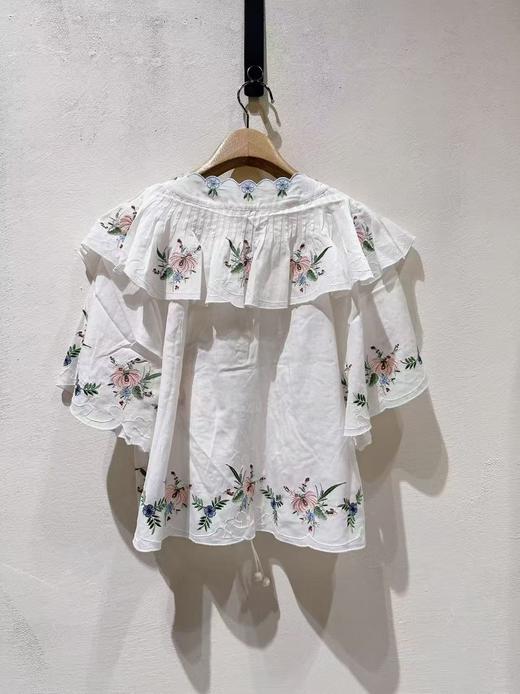 女款刺绣碎花上衣ba 商品图1