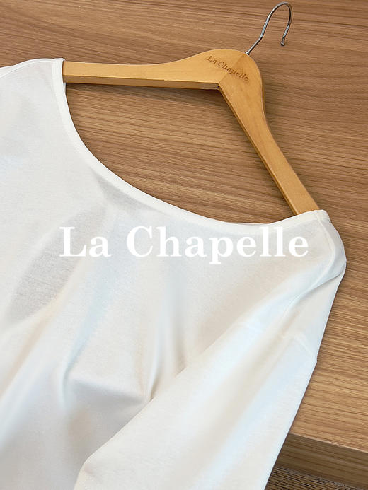 专柜实拍【亚麻+莱赛尔】拉夏贝尔/La Chapelle小心机设计感！宽松显瘦圆领后背镂空扭结四色短袖T恤 商品图4