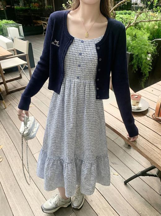 <曾小咸推荐>4.5现货秒杀 ！微信超特价！韩系度假格子吊带连衣裙 日常229.99 立减120 秒杀109.99！！ 商品图5