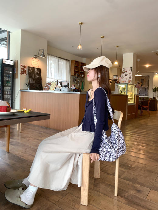 <曾小咸推荐>4.6现货秒杀 ！微信超特价！韩系V领吊带连衣裙 日常189.99 立减100 秒杀89.99！！ 商品图8