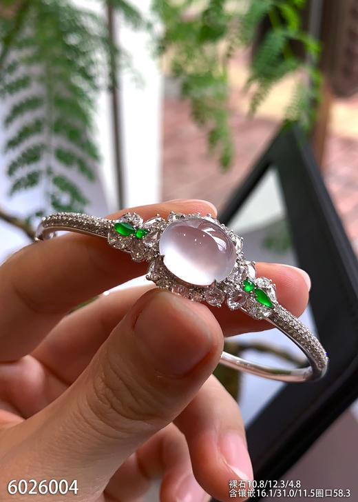 6026004，蛋面手镯。具体价格微信咨询 商品图1