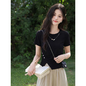 鹿向南【0407/00:00新品】黑色T恤