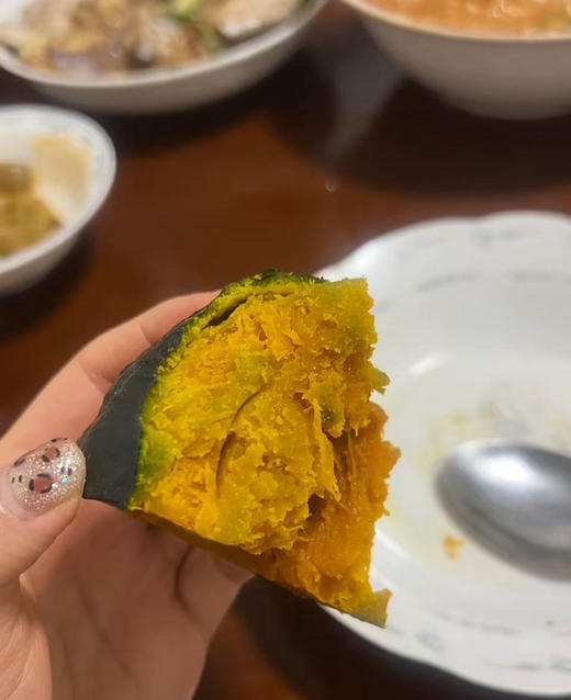 【宏丰精选】  贝贝小南瓜   香甜粉糯细腻  有板栗味的南瓜  糯口香甜 宝宝辅食  活动价8.8一斤 商品图1