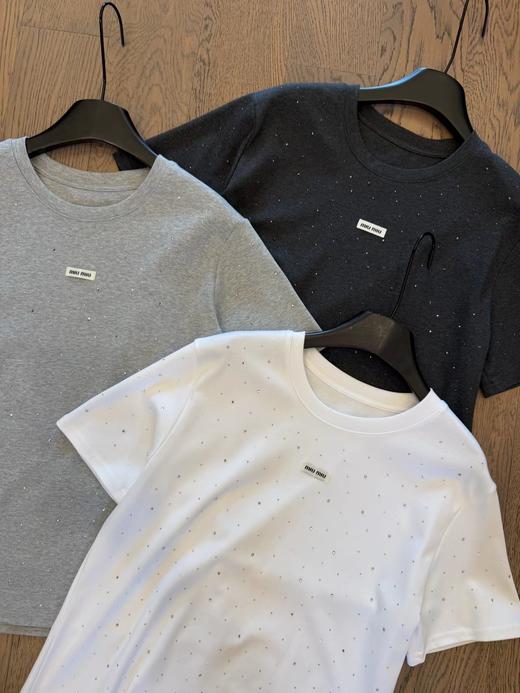 F040507日常简约休闲通勤重工烫钻圆领正肩版型短袖T恤 商品图3