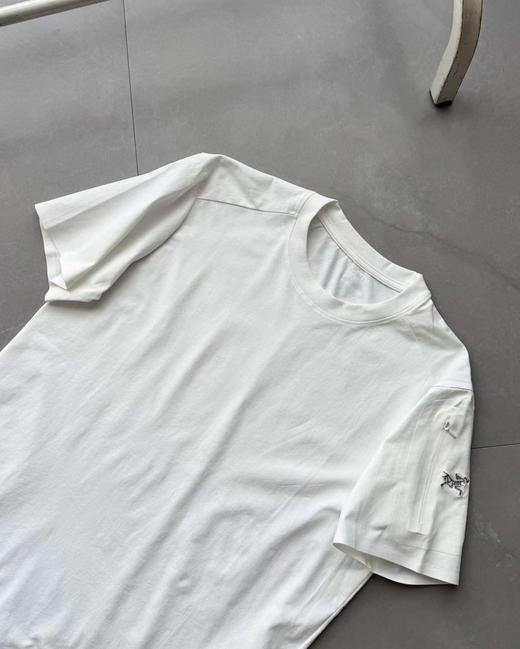 F040527男女同款吸汗透气户外运动圆领宽松休闲日常短袖T恤 商品图14