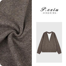 04-2潘依绣丁丁宠粉 羊毛花纱假两件撞色圆领长袖针织上衣W-63465