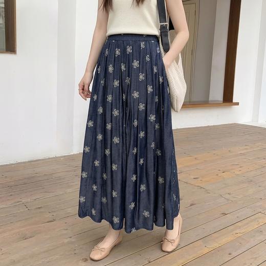 一眼心动~法式复古刺绣花朵牛仔裙 收腰显瘦A字裙女BSQ2618 商品图1