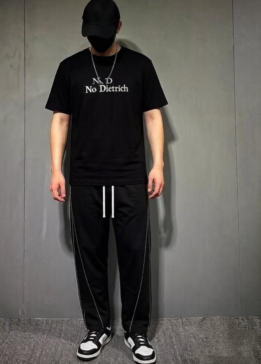 一店d 𝐃𝐢𝐨*𝐫 𝐬𝐬𝟐𝟔樶--新两大系列情侣tee❗️今年刚刚发售的新款
今日份的老钱风快乐 是🦅给的
 从骨子里就散发出一种独特的清贵气息 商品图11