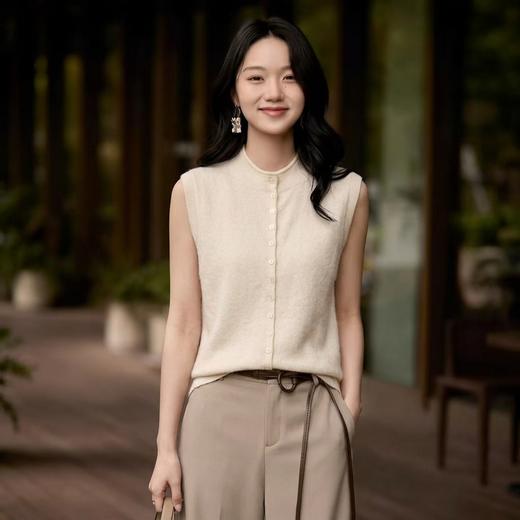 清冷风骨~半高领卷边无袖6A级白厂丝 羊毛背心单排扣马甲YM260588 商品图0
